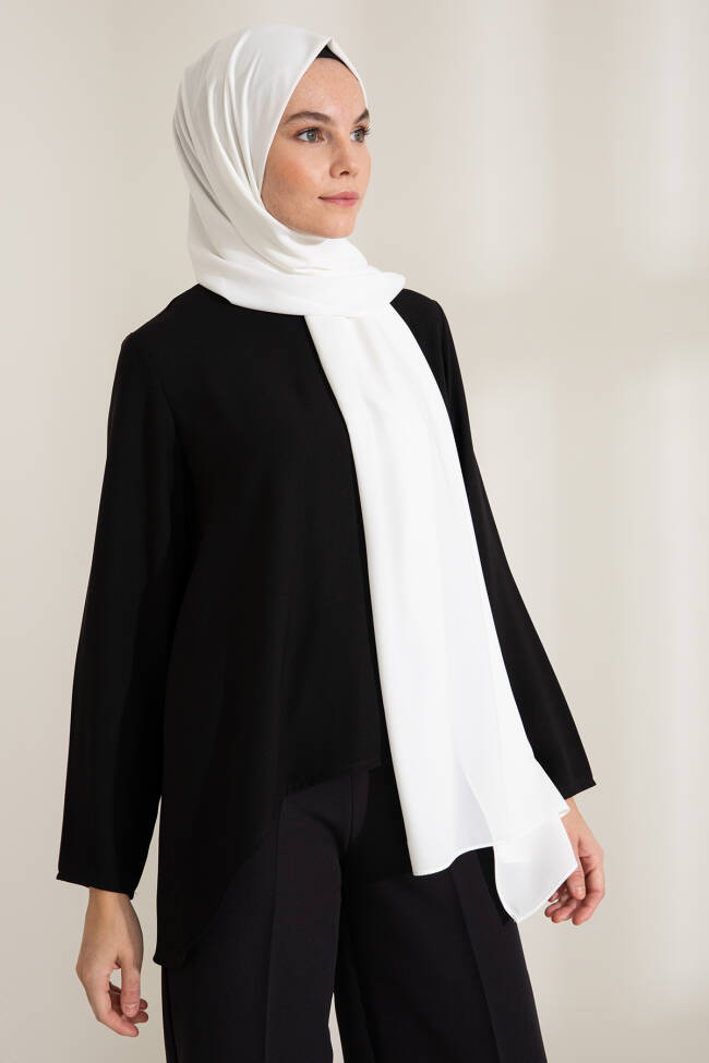 Medina Silk White Hijab - 4